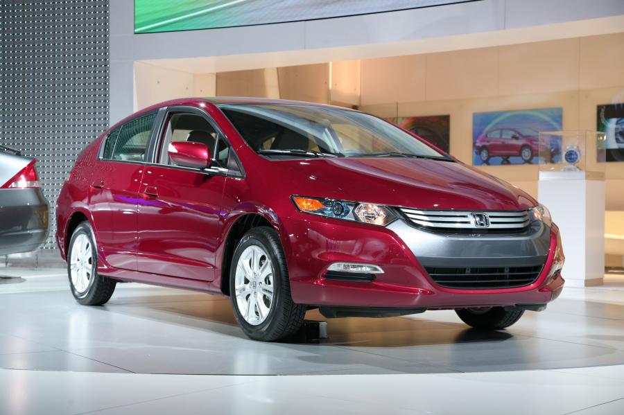  Honda Insight 2010 года  (фото 37 из 84)
